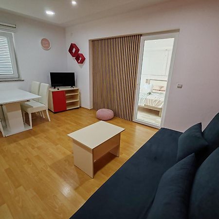 Apartments La Natalli Baška Εξωτερικό φωτογραφία
