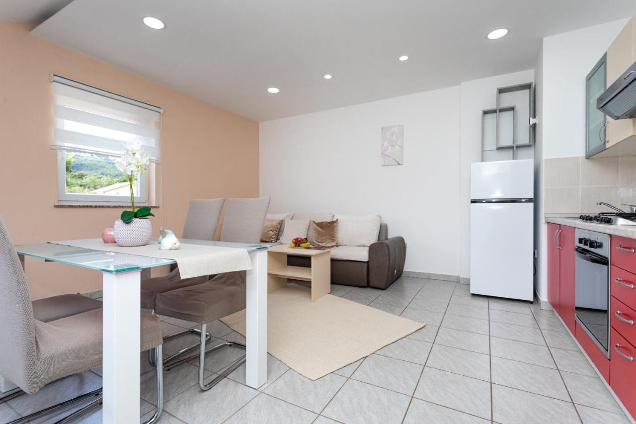 Apartments La Natalli Baška Εξωτερικό φωτογραφία