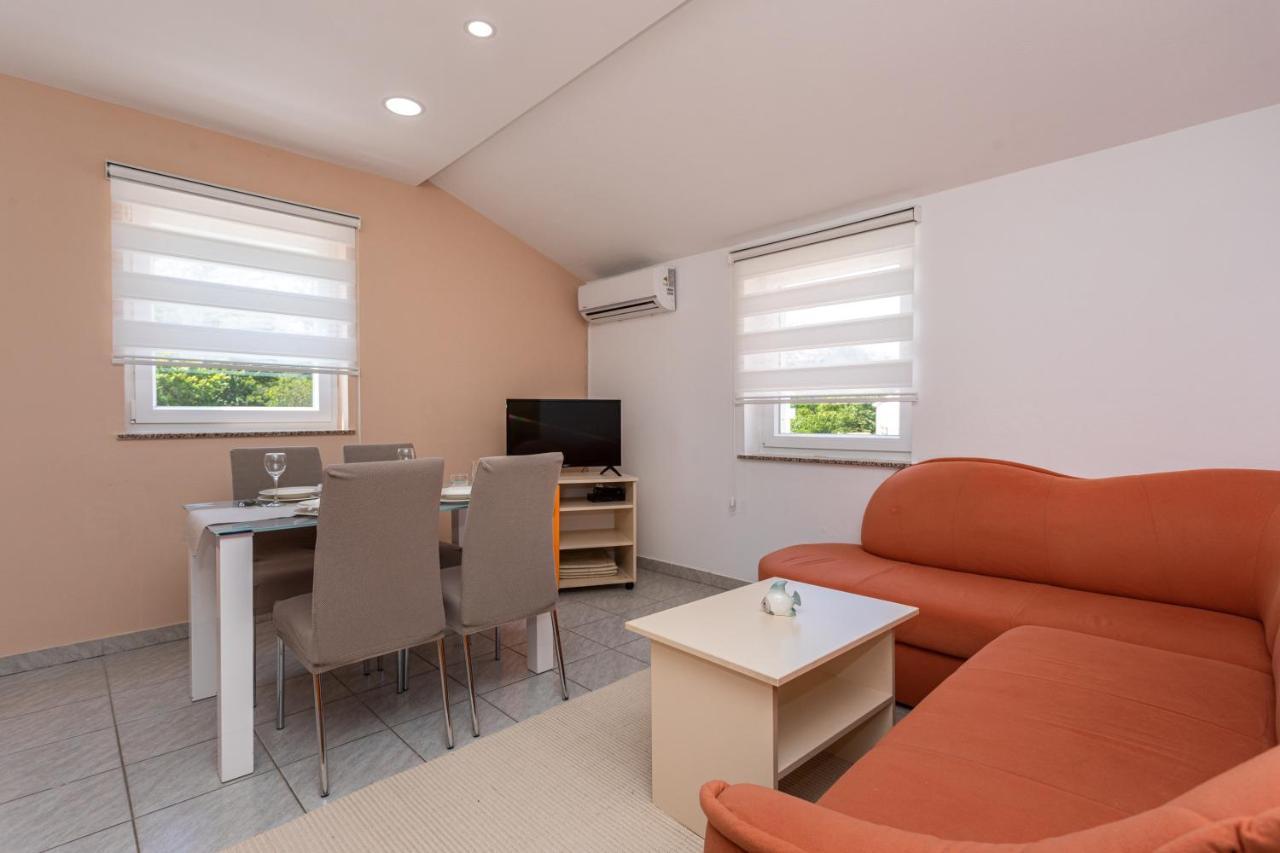 Apartments La Natalli Baška Εξωτερικό φωτογραφία