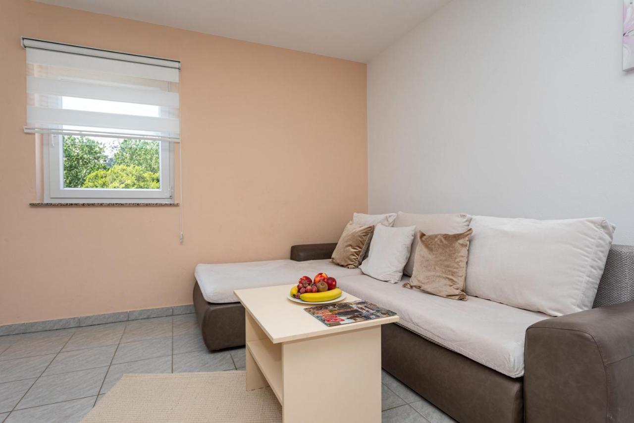 Apartments La Natalli Baška Εξωτερικό φωτογραφία