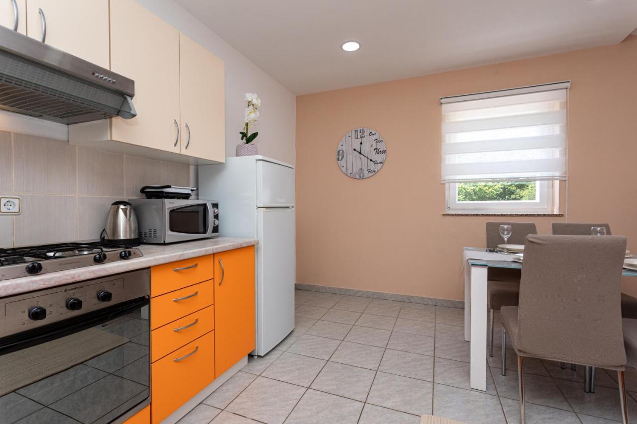 Apartments La Natalli Baška Εξωτερικό φωτογραφία