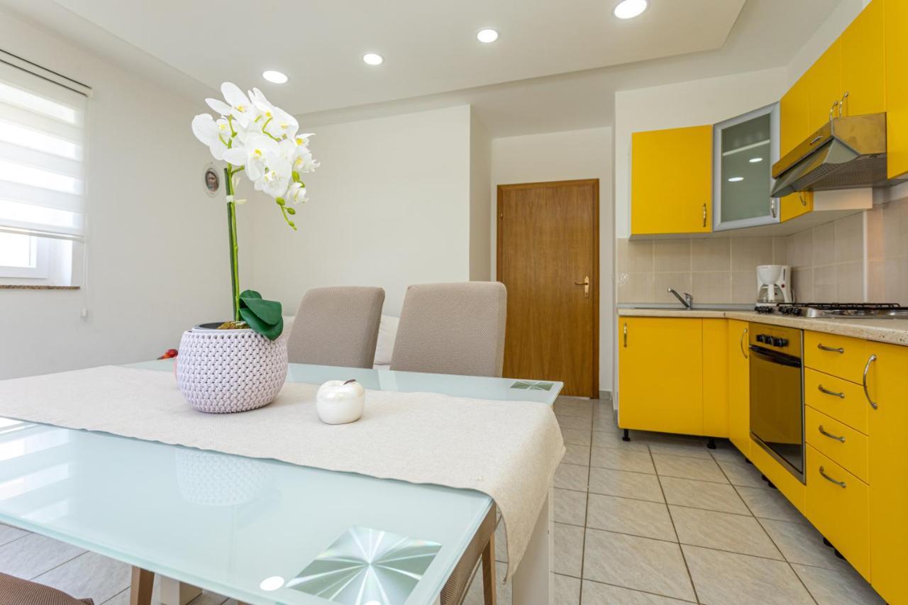 Apartments La Natalli Baška Εξωτερικό φωτογραφία