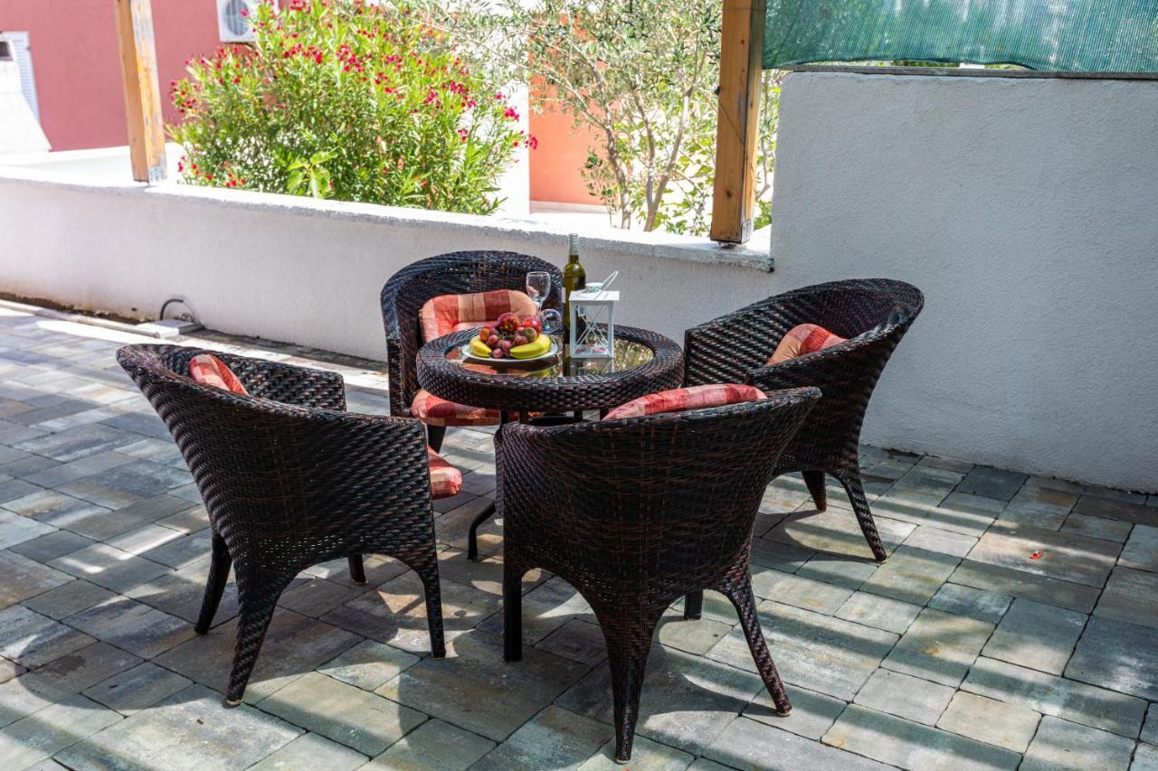 Apartments La Natalli Baška Εξωτερικό φωτογραφία